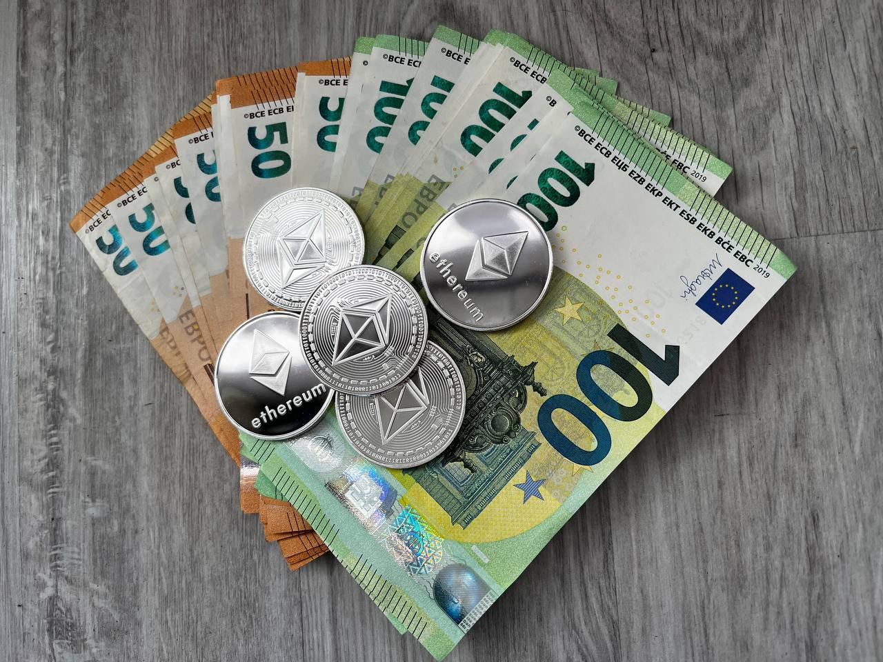 What is a Stablecoin